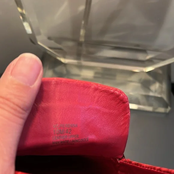 Vince Camuto red croco leather loafer with gunmetal chain on vamp. - Picture 6 of 13